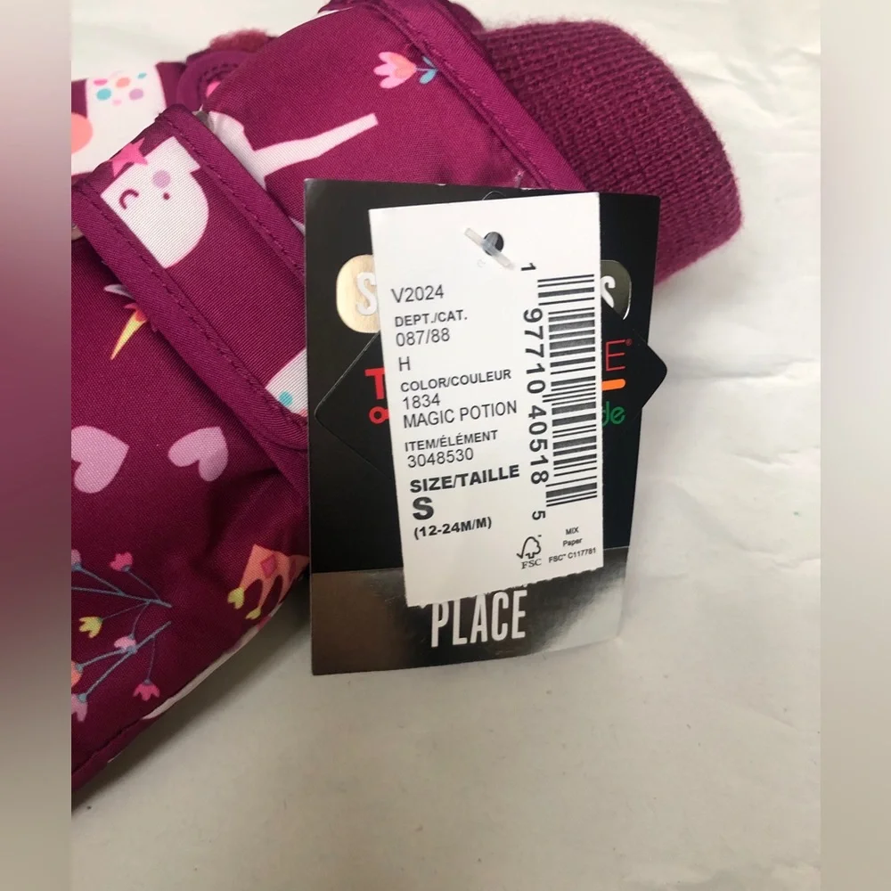 The children’s place kids snow mittens size Small 12-24M NWT